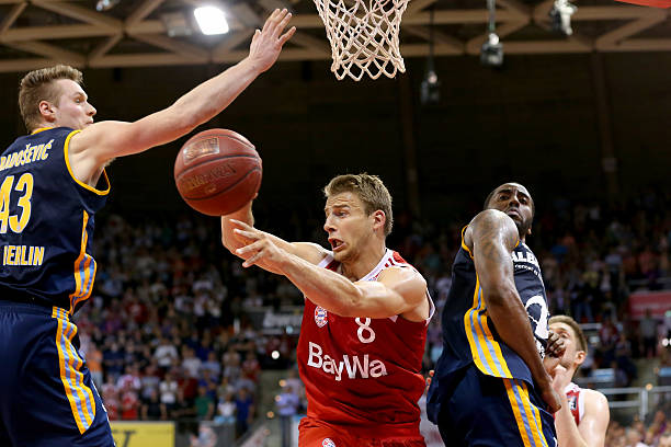 边锋代表 边锋代表