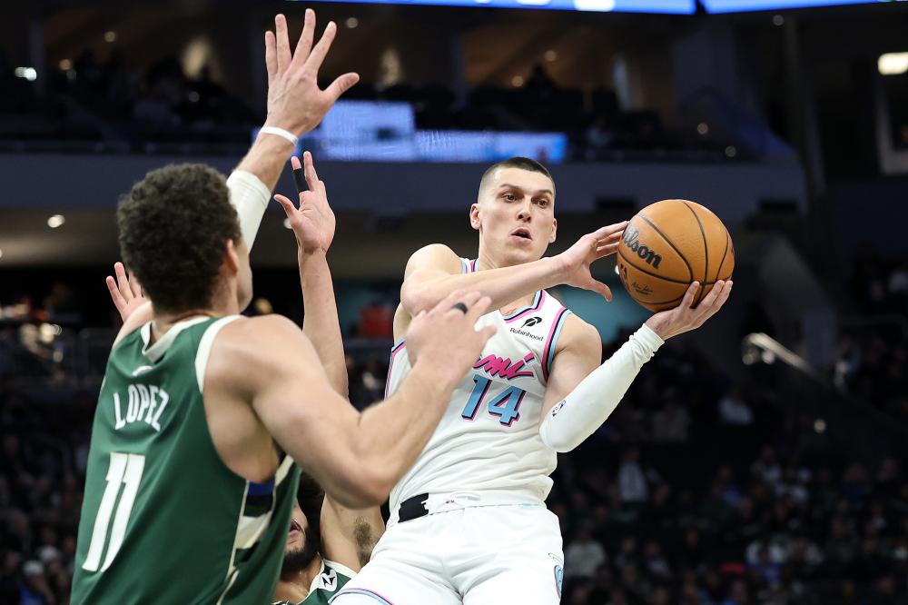 人瞩目的 人瞩目的