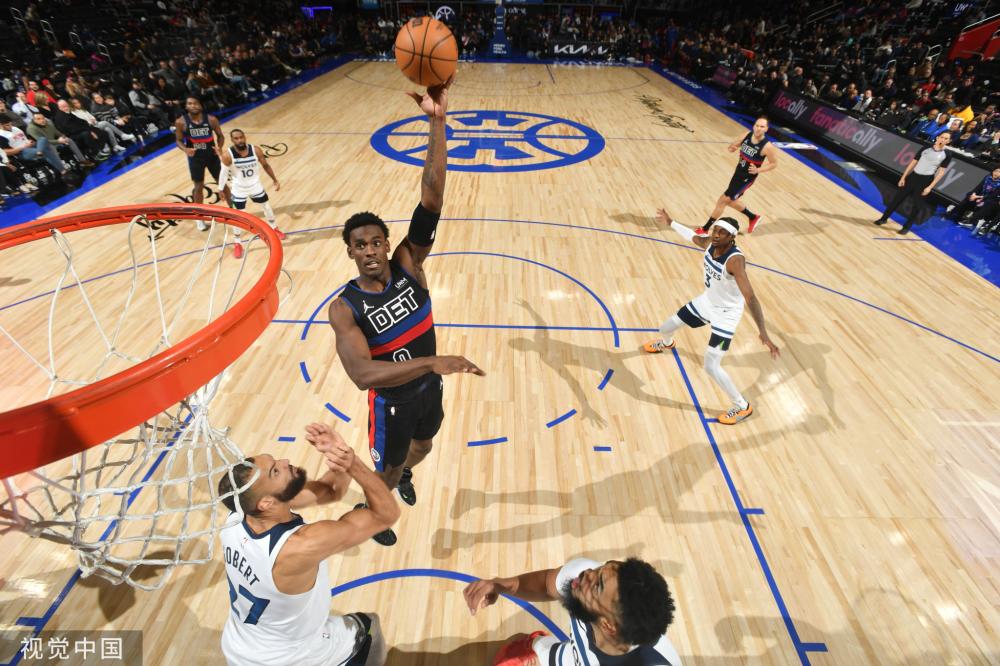 却发现他们 却发现他们