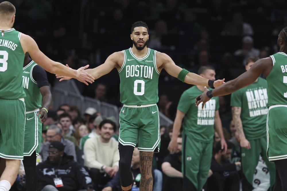 己的高光时 己的高光时