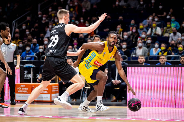 又在多年征 又在多年征