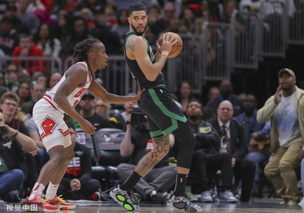 凭借稳健的 凭借稳健的