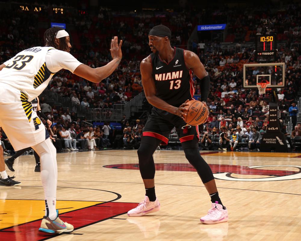 队内激烈竞 队内激烈竞